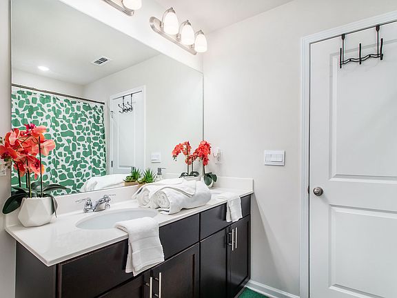 5th image of 242 Warbler Way