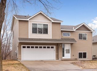 1571 Christie Pl, Saint Paul, MN 55106