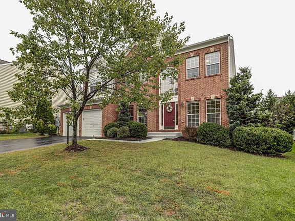 3rd image of 15641 Altomare Trace Way