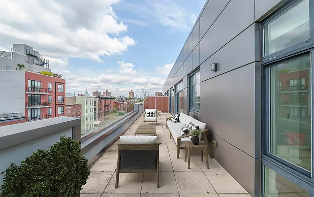 Rented by Platinum Properties | media 8