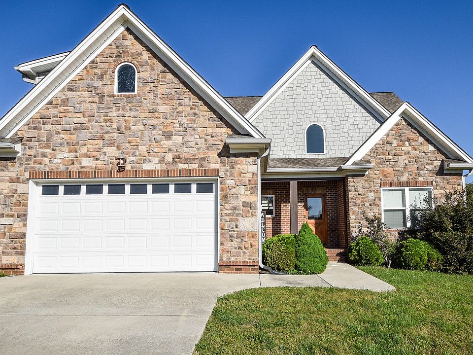 1st image of 2713 Southern Ct NW