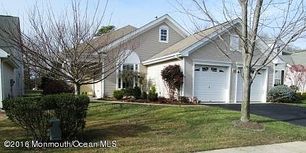 1st image of 33 Greenfields Dr
