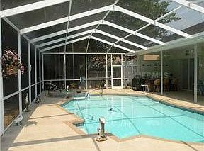 3rd image of 3731 Redwood Dr