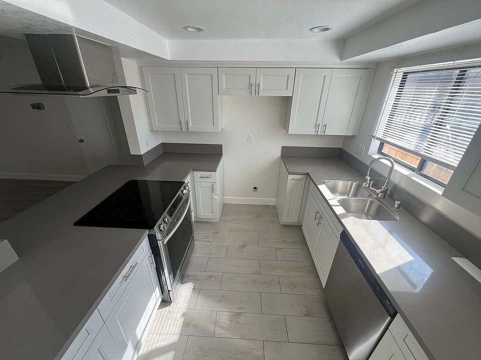 1st image of 23991 Ocean Ave #1-13