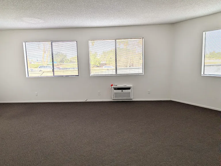628 N Alexandria Ave #14 — Photo 7
