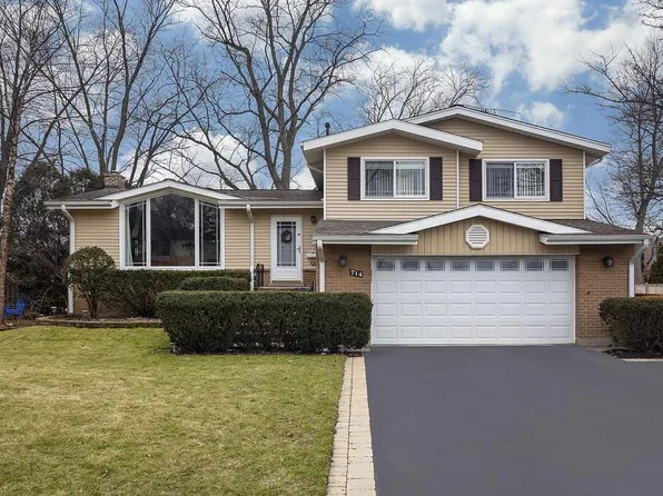 714 Appletree Ln, Deerfield, IL 60015