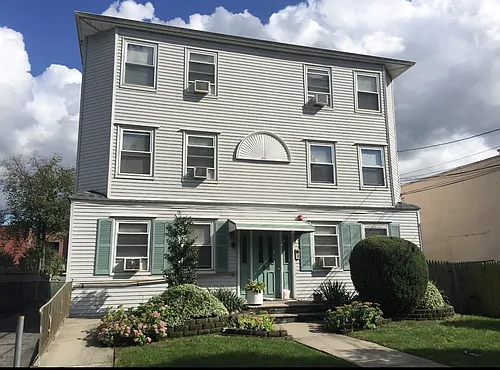 96 Walnut St #4 Photo 1