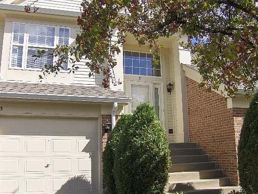 1st image of 449 Cromwell Cir Unit 2
