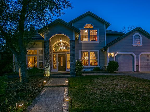 2nd image of 123 Hollyann Dr
