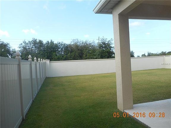 5th image of 19310 Fallglo Dr