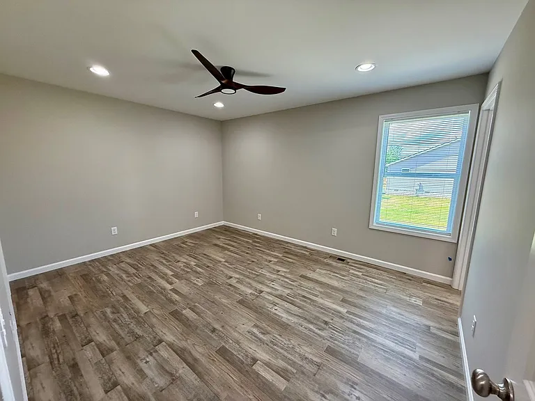 949 Indian Hills Rd #949 — Photo 9