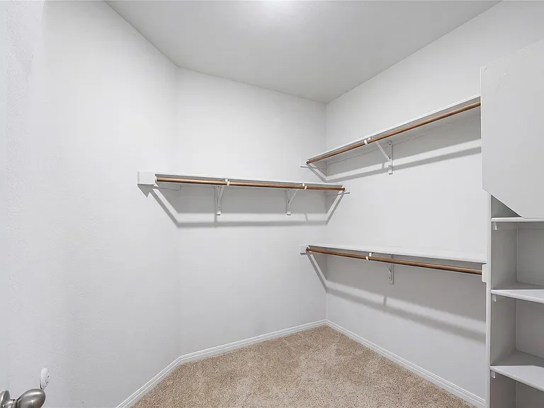 217 Evergreen Sumac Loop — Photo 13