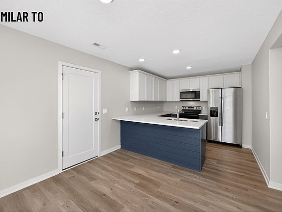 5th image of 413 Benton St