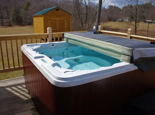 252 Elementary Ln, Craigsville, WV 26205