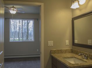 2329 Sunny Ln APT C, Suamico, WI 54313