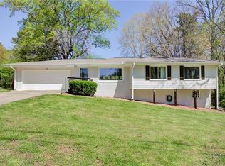 1106 Amelia Dr SW, Marietta, GA 30060