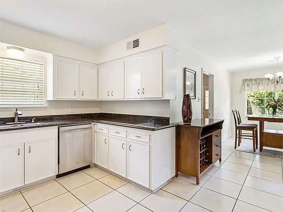 5th image of 7906 Braes Meadow Dr