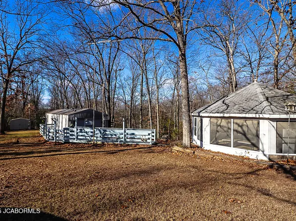 9903 Ginnys Ln, Williamsburg, MO 63388