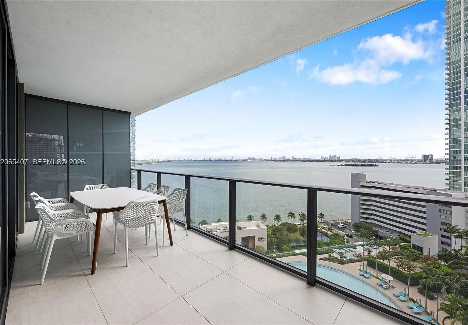 Paraiso Bay Condo — Photo 3