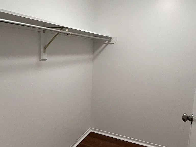 858 Commissioners Rd E #906 — Photo 10