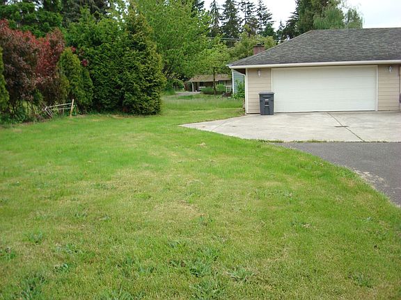 Attached Garage
