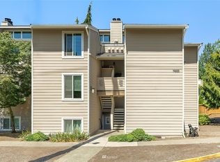 19855 25th Ave NE APT 306, Shoreline, WA 98155