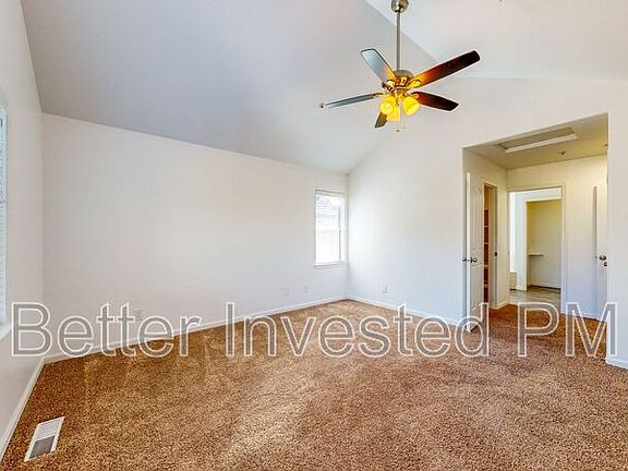 5th image of 430 Merlot Dr