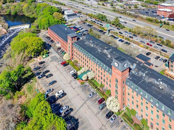 300 Front St APT 505, Pawtucket, RI 02860