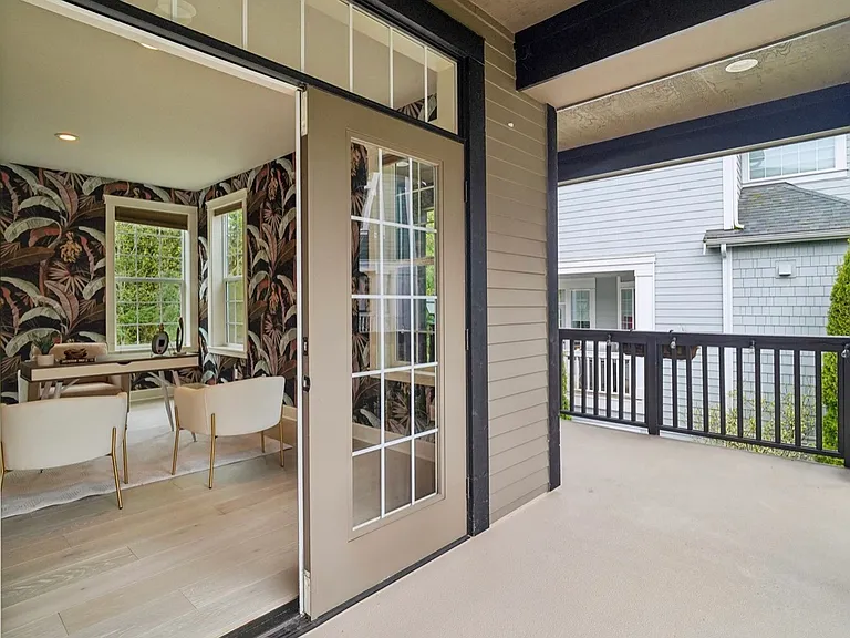 2166 NE Morgan Ln — Photo 13