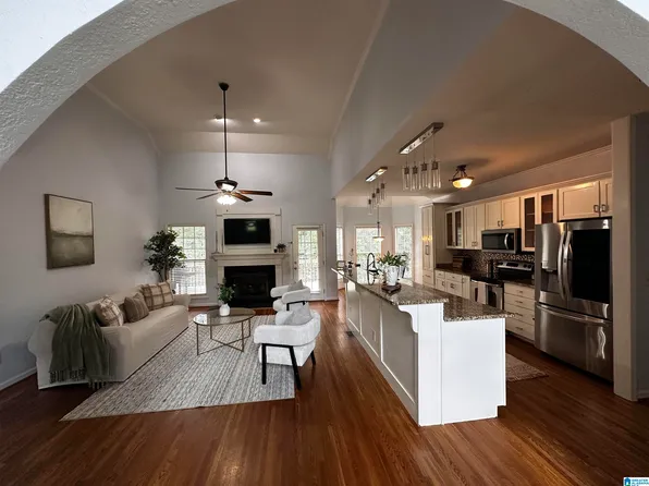 109 Astor Cir, Chelsea, AL 35043
