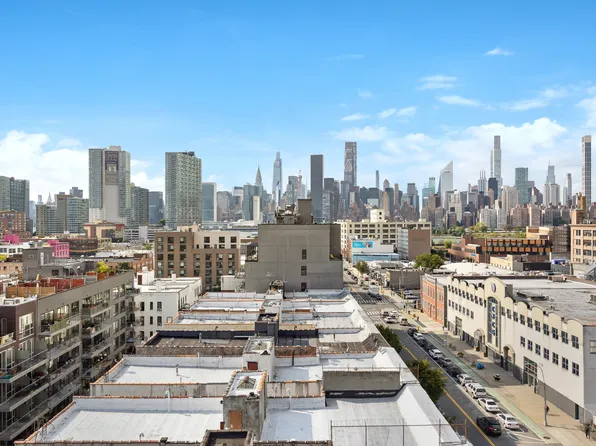 11-52 44th Drive image 7 of 9