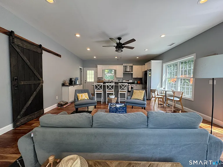 55 Circle Dr — Photo 10