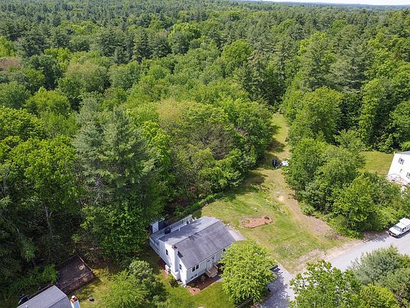 3rd image of 51 Woodlands Drive