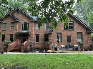 1264 Barn Brook Rd, Virginia Beach, VA 23454