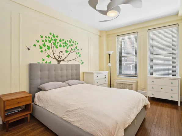 255 West End Avenue image 3 of 6