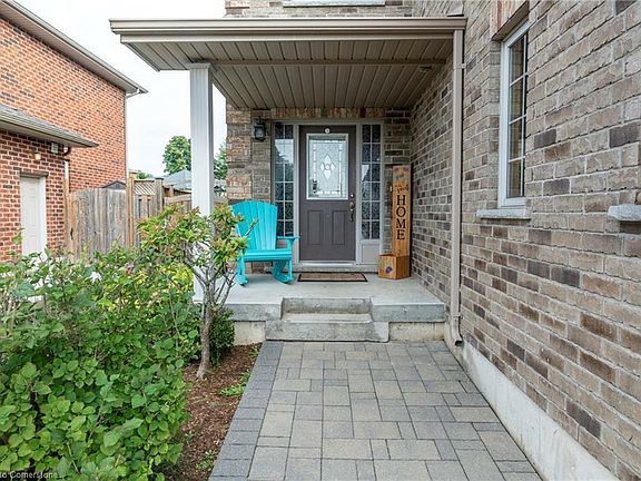 4th image of 46 Harmer Cres