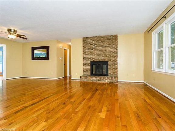 5th image of 209 Navaho Dr
