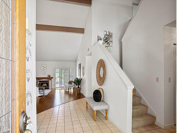 4th image of 3405 Lake Garda Dr