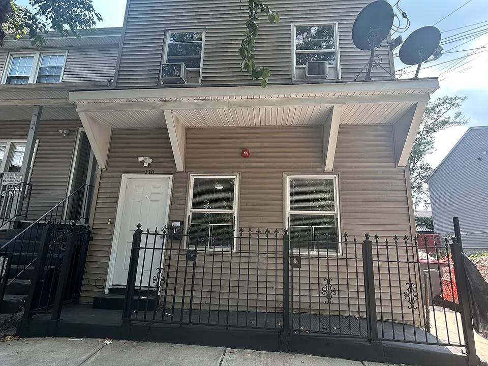 130 N Main St #5