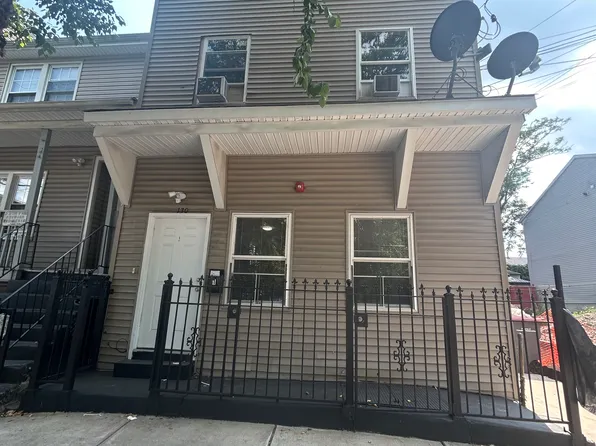 130 N Main St, Paterson, NJ