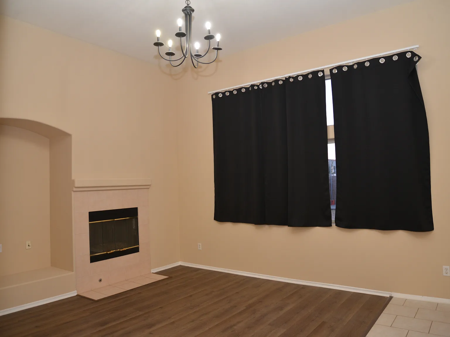 3 bed, 1800 sqft, $2,600 — Photo 1