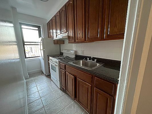 2nd image of 160 Beach 117 St #3D