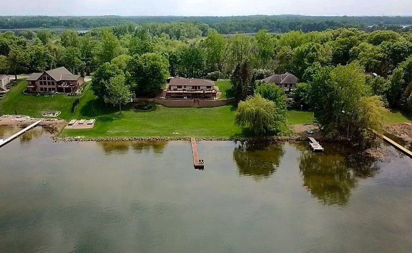 10000 Kismet Isle, Chisago City, MN 55013 | Zillow