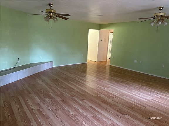 2nd image of 15486 Slo Fork Rd