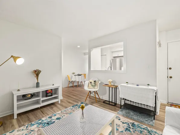 1243 Cedars Ct APT C2, Charlottesville, VA 22903