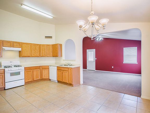 3rd image of 6016 Honeybee Ct