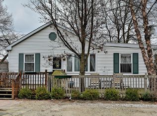 157 Oak Ave, Wood Dale, IL 60191