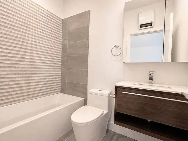 1503 Brandywine St #1 — Photo 4