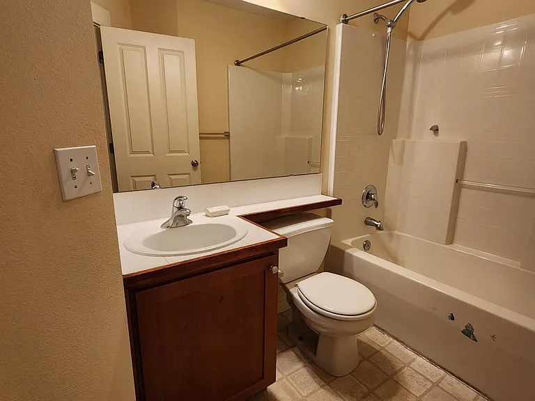 23120 SE Black Nugget Rd #E4 — Photo 13