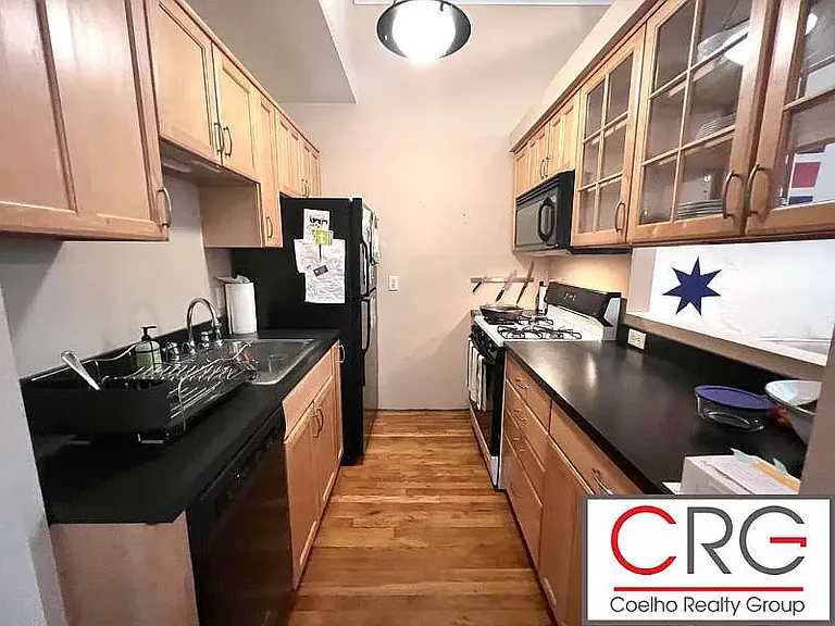 238 Columbia St #1 — Photo 14